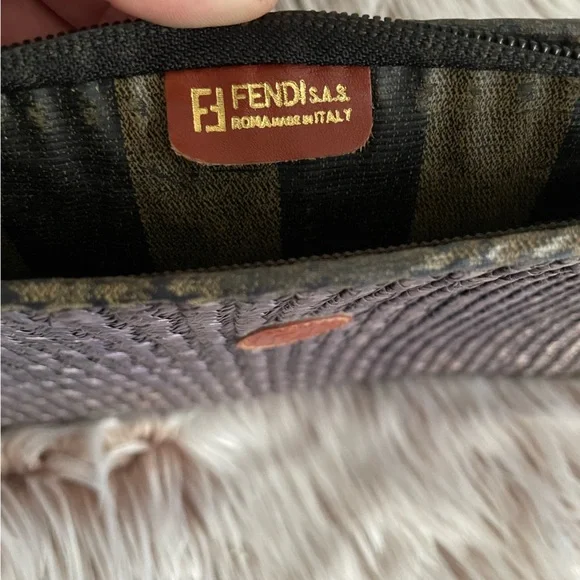 Fendi Woven Clutch - Picture 7 of 9
